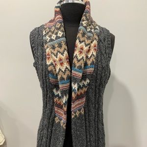 Hollister gray sweater vest size M/L